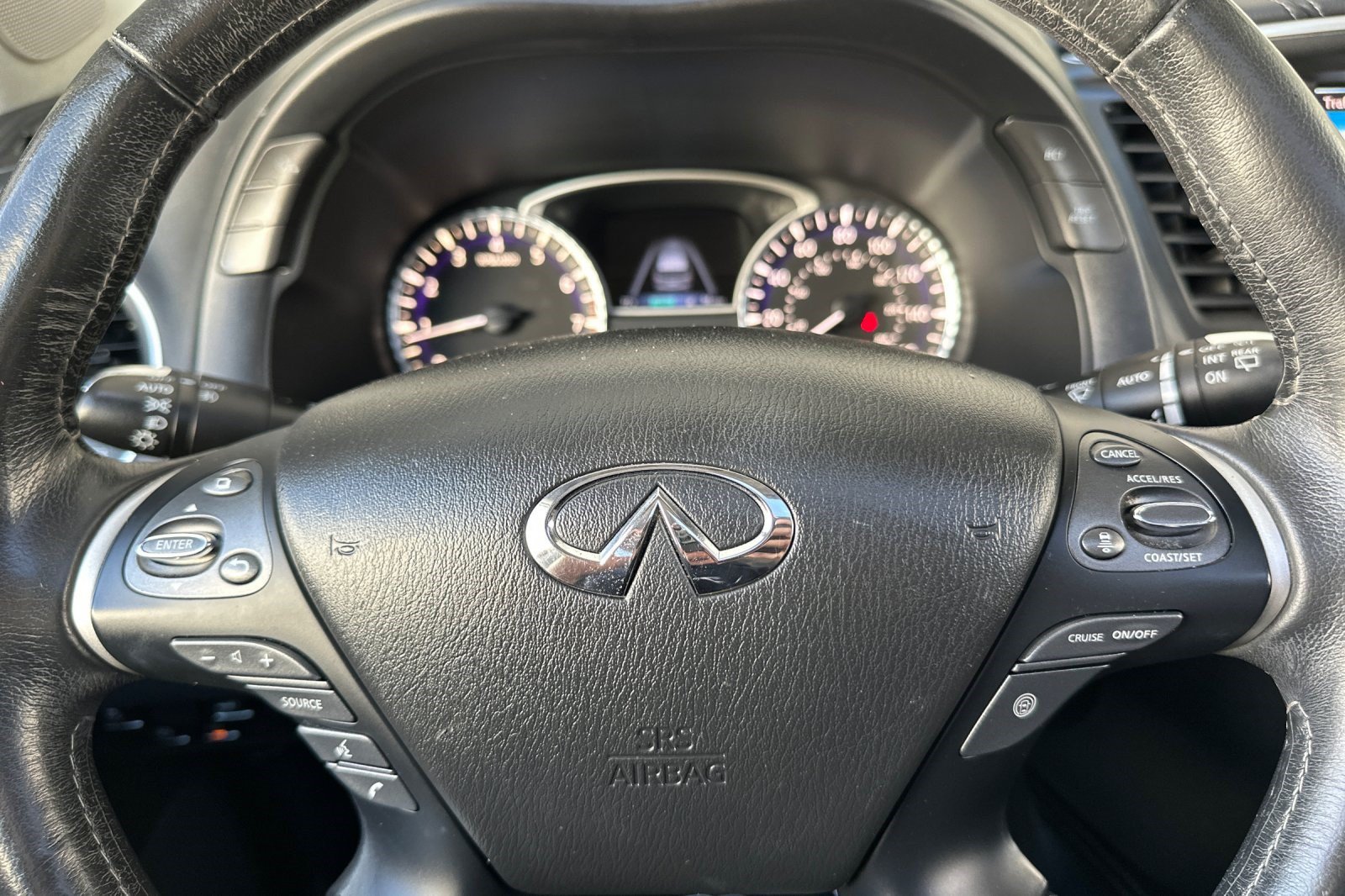 Used 2019 INFINITI QX60 Luxe w/ Essential Package AWD/4WD image 10