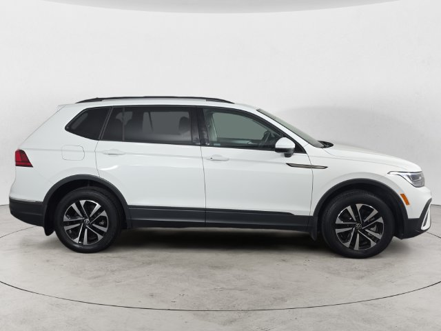 Used 2022 Volkswagen Tiguan S w/ IQ.Drive Package AWD/4WD image 4