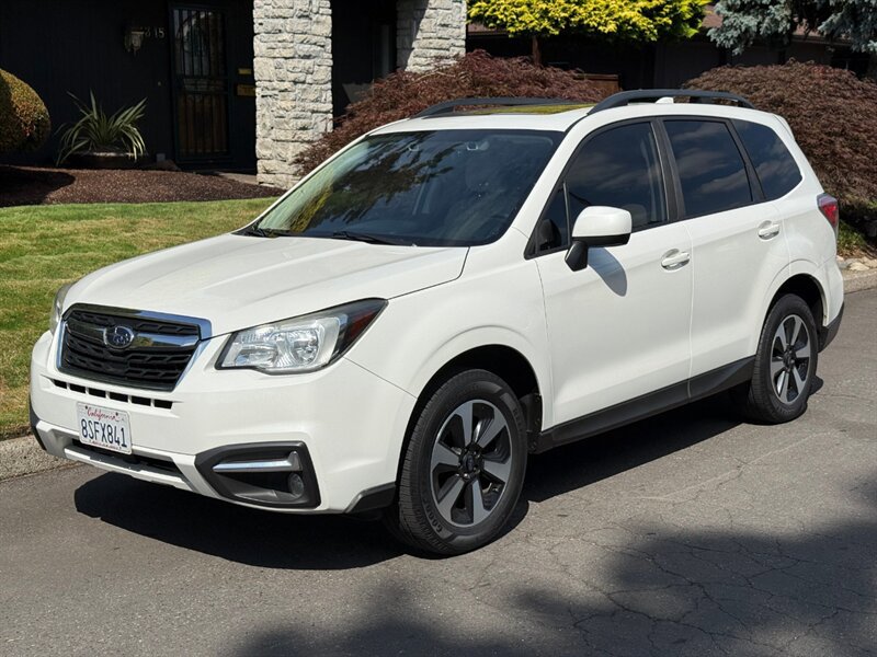 Used 2017 Subaru Forester 2.5i Premium AWD/4WD image 1