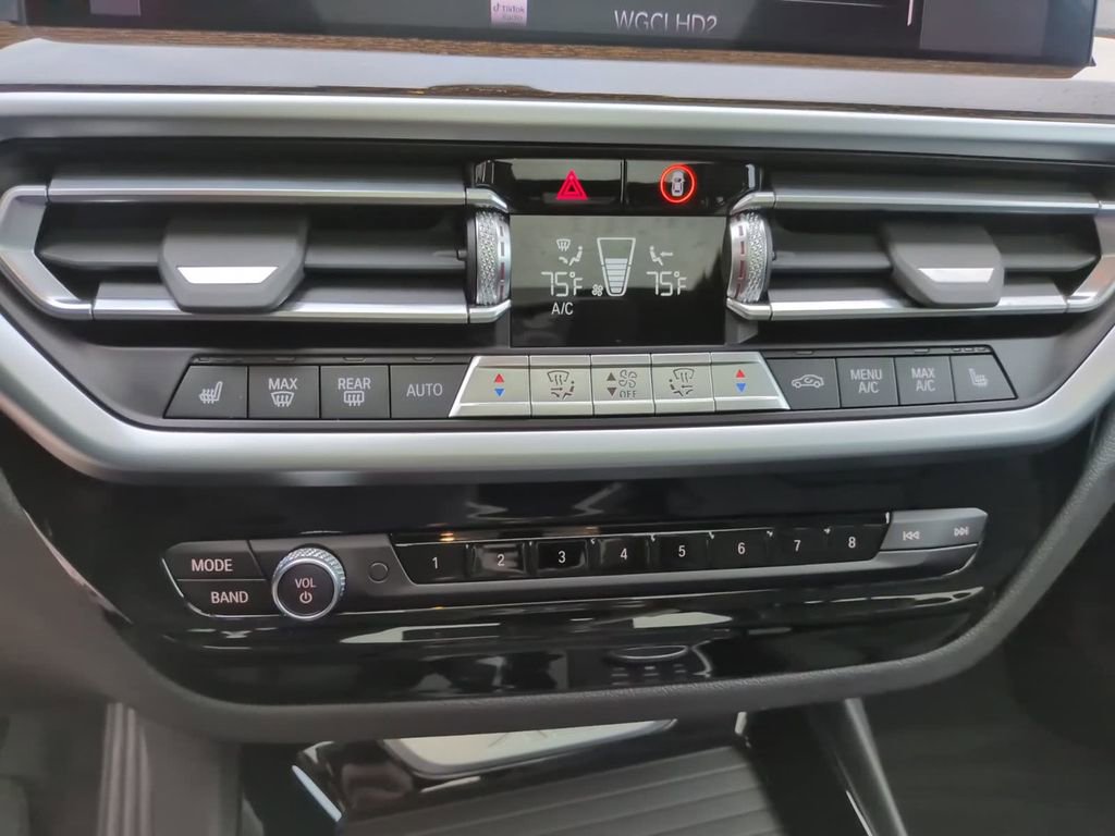 Used 2022 BMW X3 xDrive30i w/ Premium Package 2 image 28