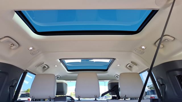 Used 2023 Land Rover Defender 130 First Edition image 26