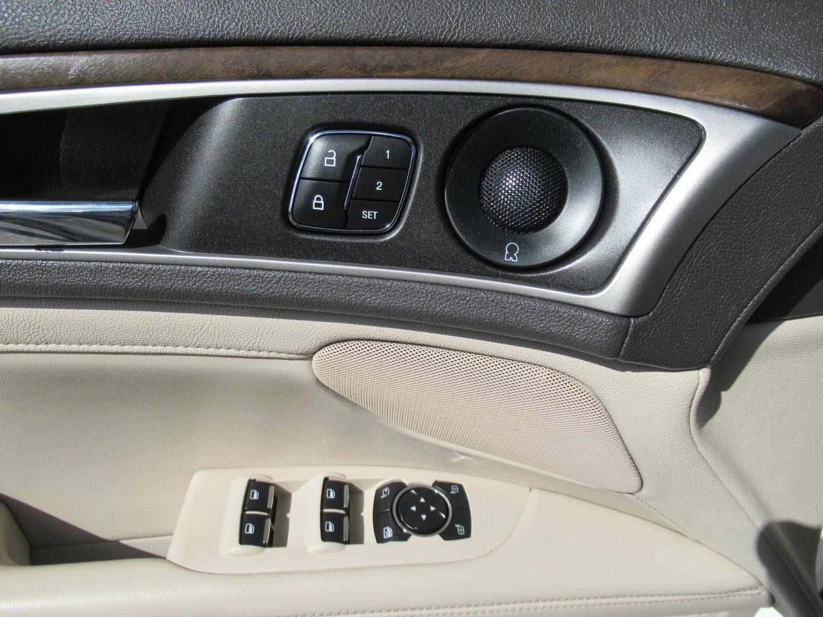 Used 2020 Lincoln MKZ Reserve w/ Monochromatic Package AWD/4WD image 23