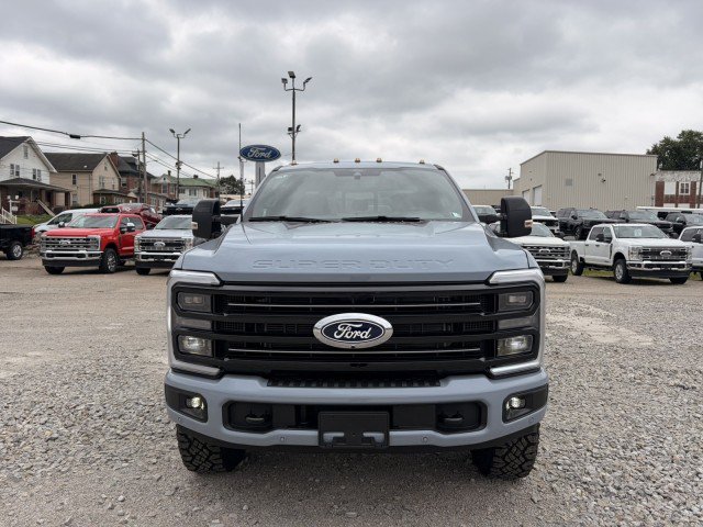 New 2027 Ford F250 Platinum w/ Tremor Off-Road Package AWD/4WD image 3