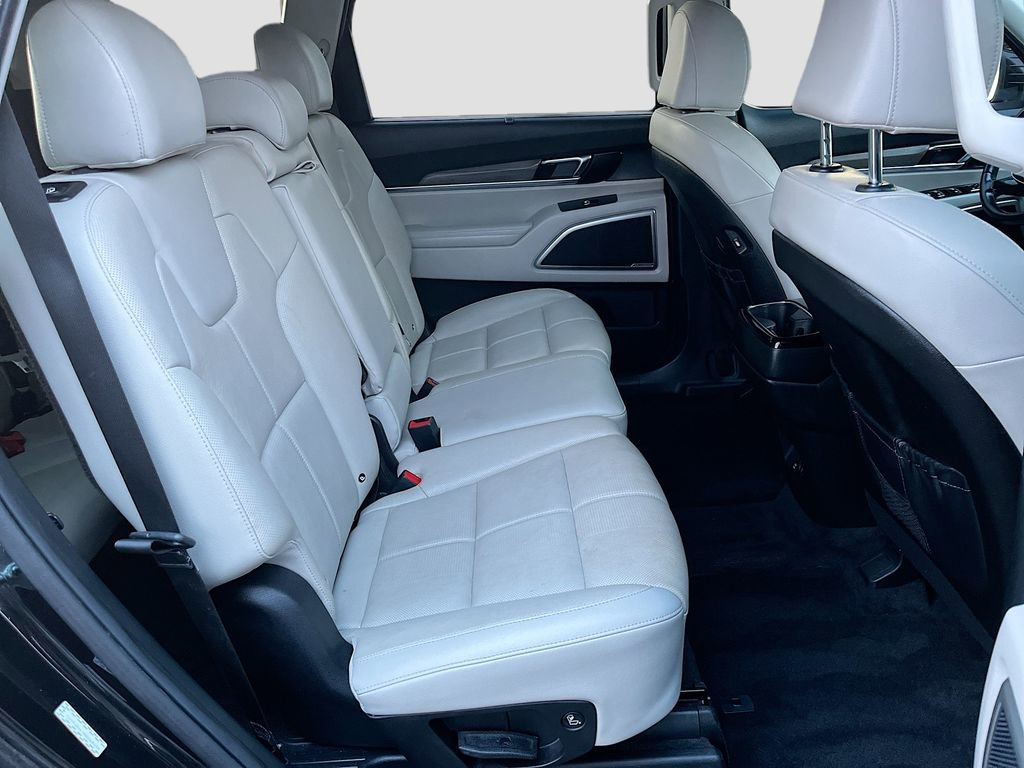 Used 2022 Kia Telluride EX image 30