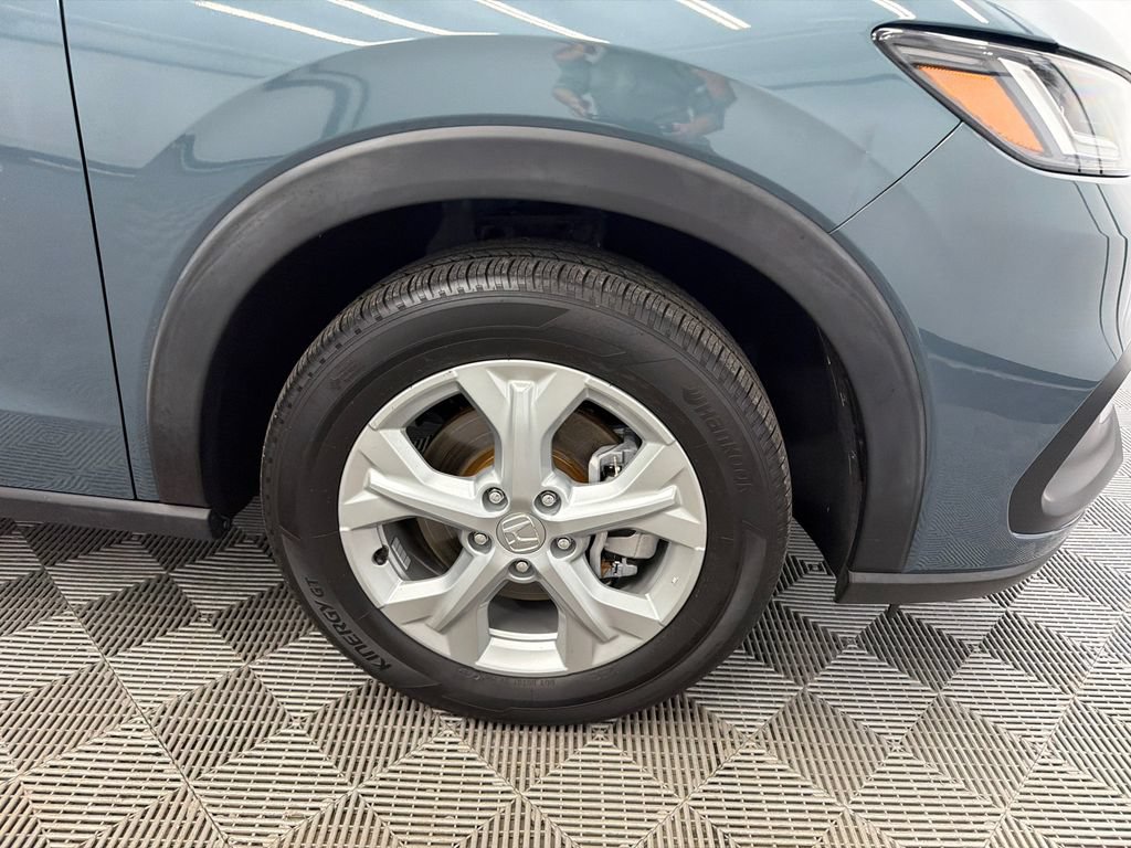 Used 2023 Honda HR-V LX image 12
