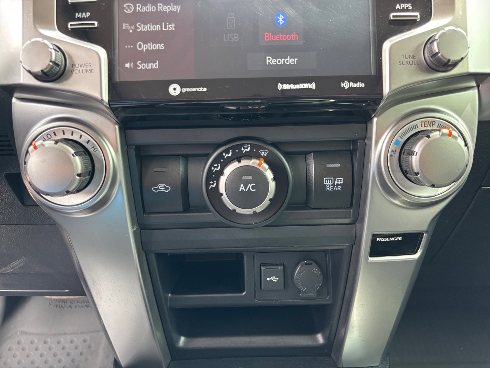 Used 2024 Toyota 4Runner SR5 Premium w/ Moonroof Package image 18