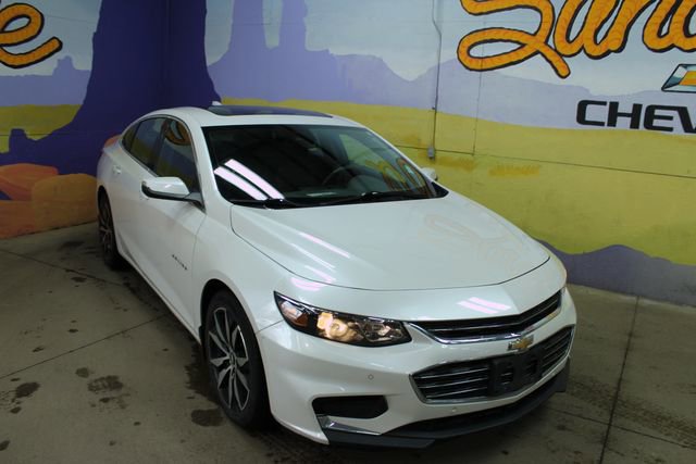 Used 2016 Chevrolet Malibu LT w/ True North Edition FWD image 2