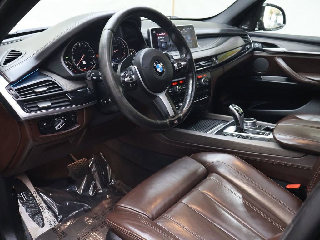 Used 2018 BMW X5 xDrive50i AWD/4WD image 18
