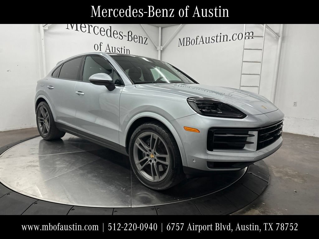 Used 2024 Porsche Cayenne Coupe AWD/4WD image 1