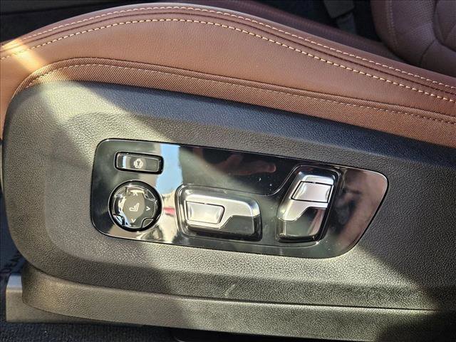 New 2026 BMW X5 xDrive50e w/ Climate Comfort Package video 4