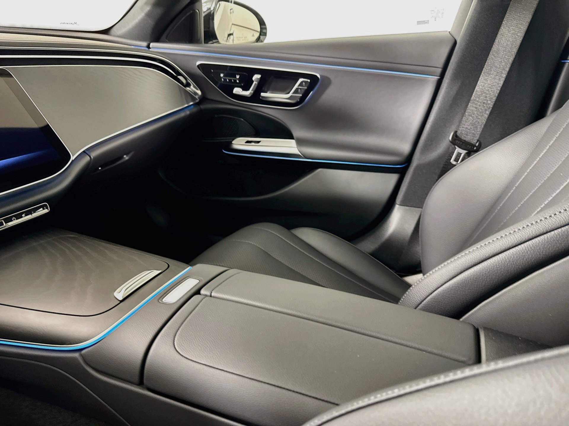 New 2027 Mercedes-Benz E 350 Sedan image 25