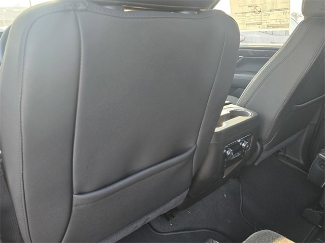 New 2026 GMC Yukon Elevation image 11