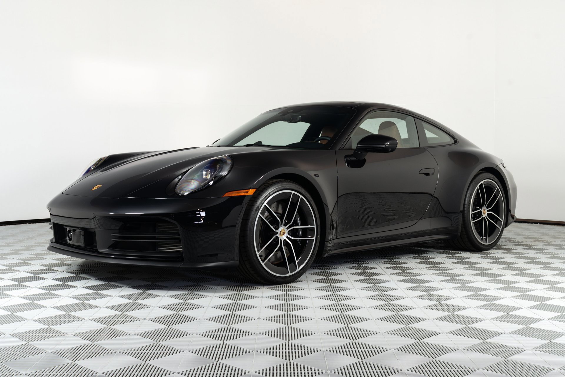Used 2025 Porsche 911 Carrera S image 3