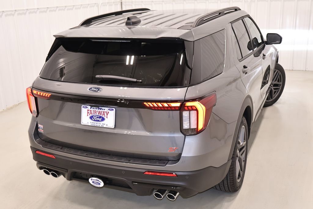 New 2026 Ford Explorer ST image 42