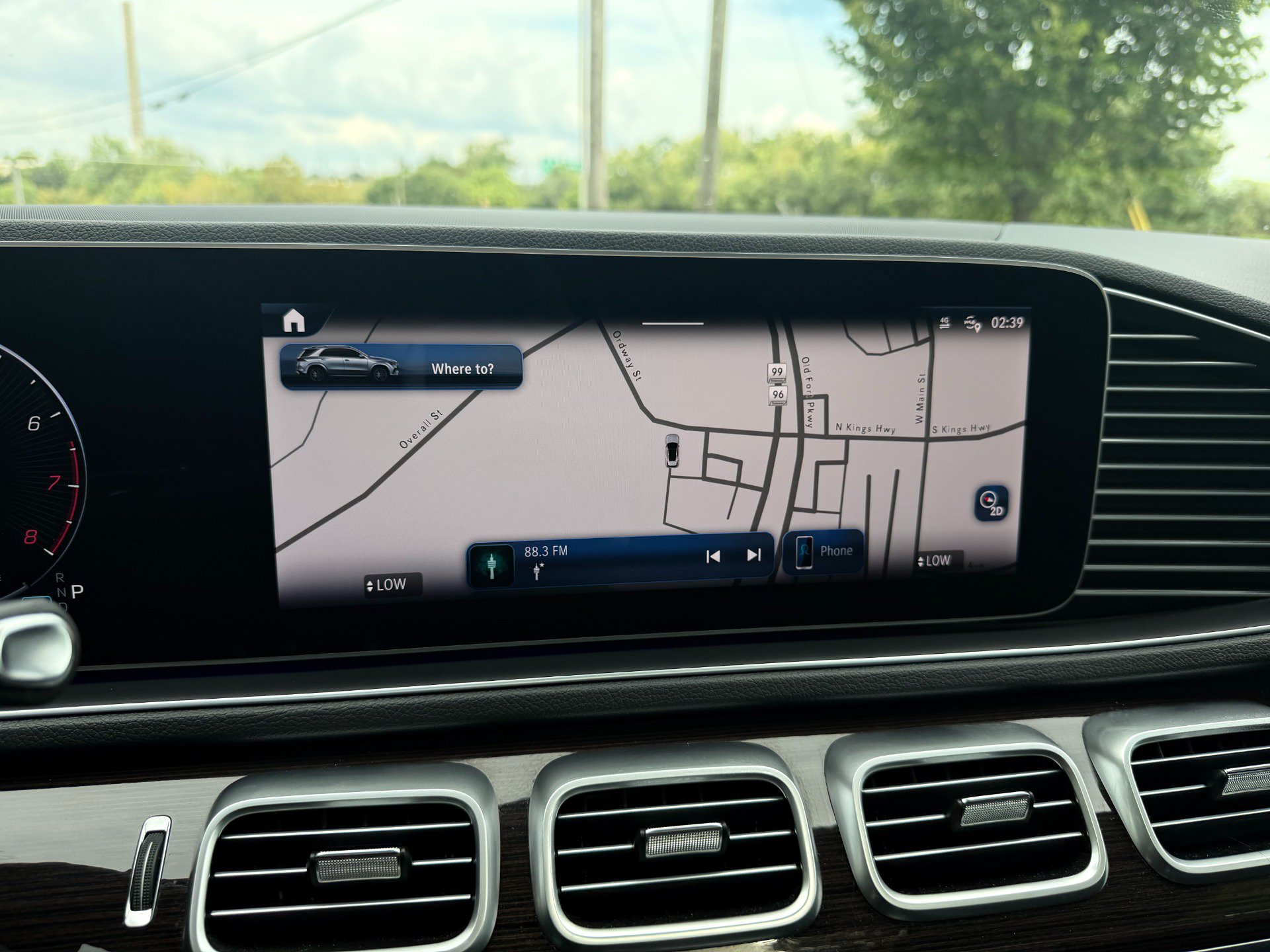 Used 2025 Mercedes-Benz GLE 350 4MATIC image 48
