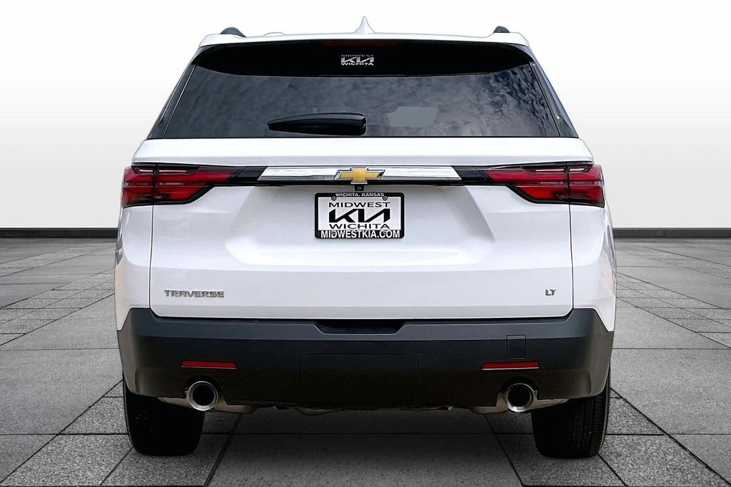 Used 2023 Chevrolet Traverse LT FWD image 4
