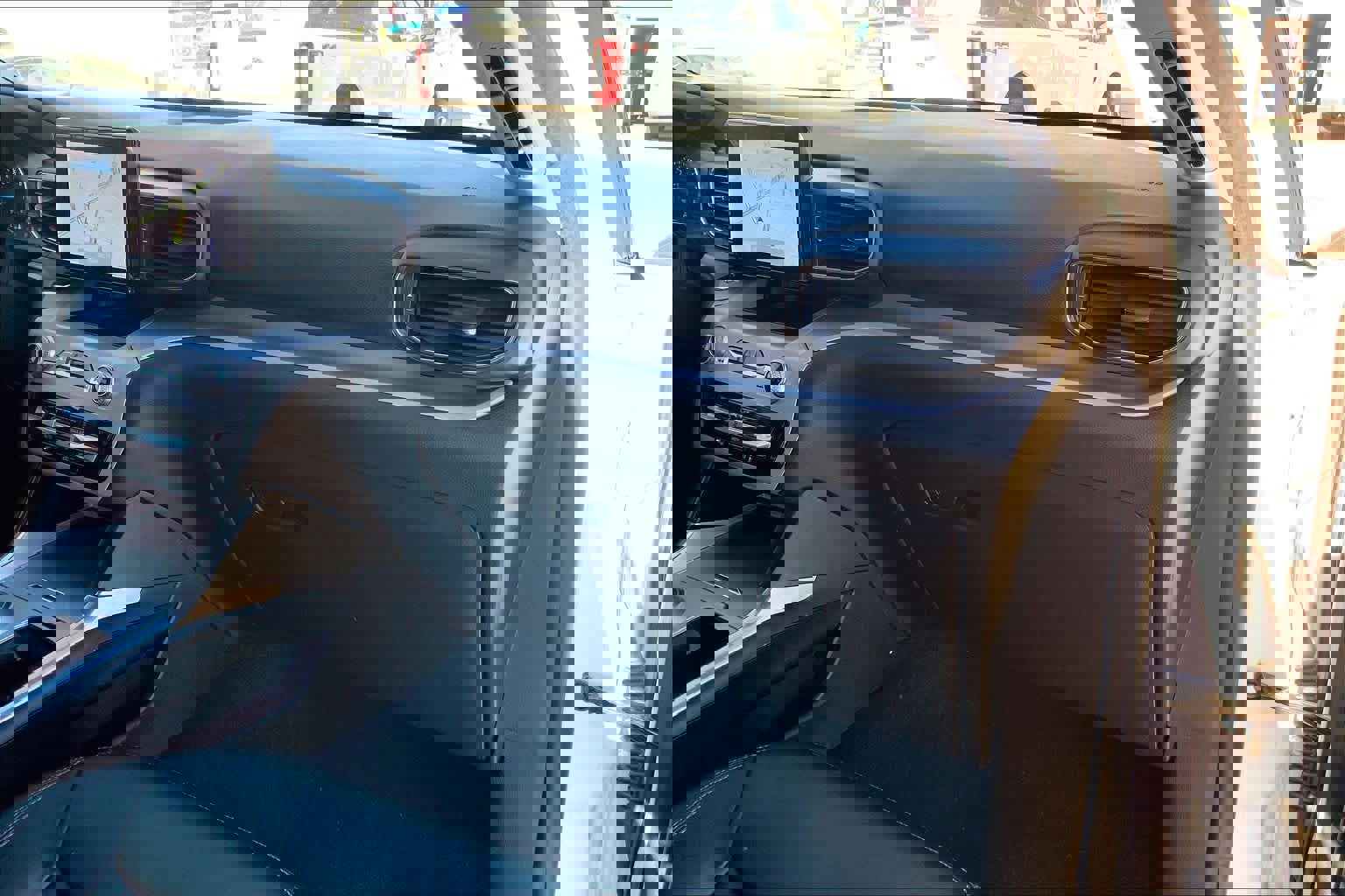 Used 2023 Ford Explorer XLT w/ Equipment Group 202A image 15