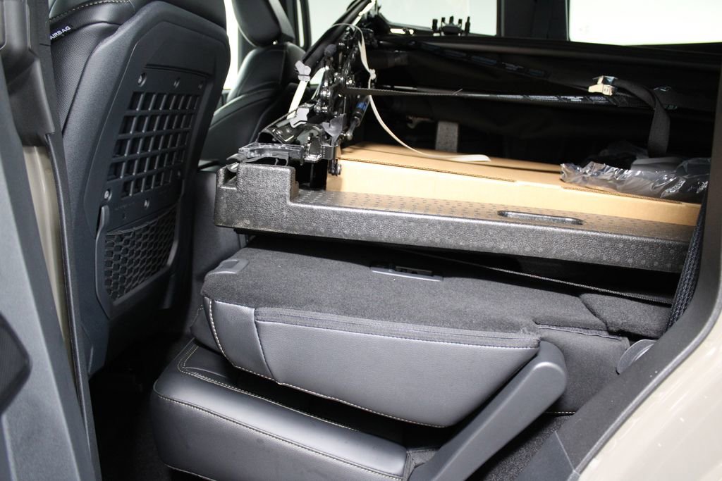 New 2025 Ford Bronco Badlands w/ Matte Film Protection Package image 25