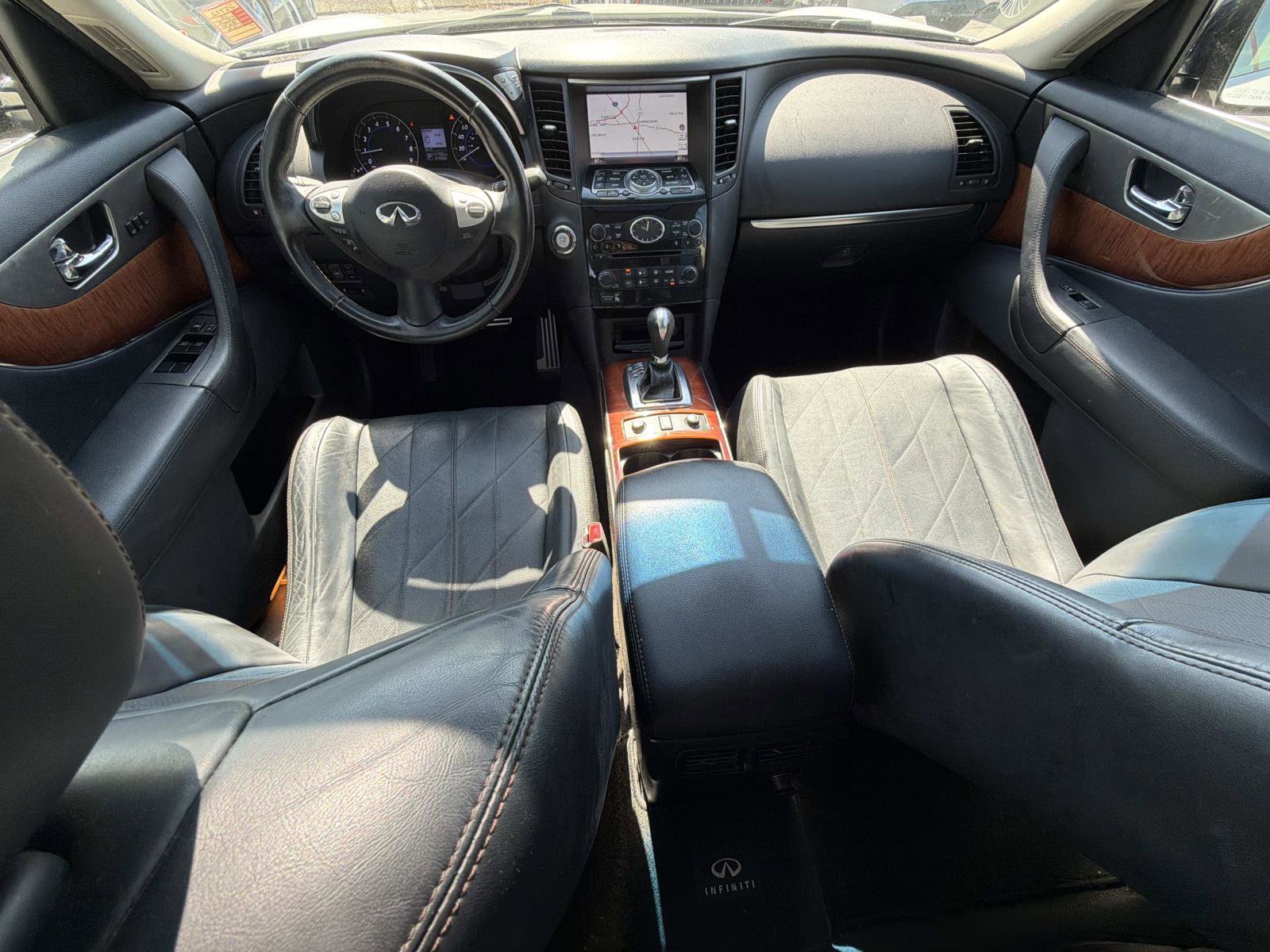 Used 2015 INFINITI QX70 AWD w/ Premium Package image 7