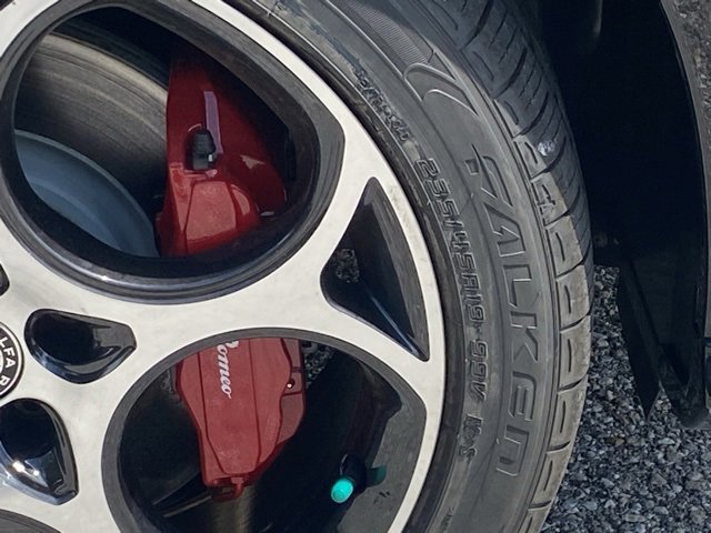 New 2025 Alfa Romeo Tonale w/ Premium Package image 13