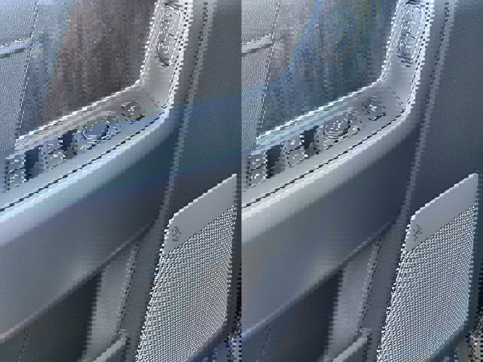 New 2026 Ford F350 Lariat w/ Chrome Package image 15