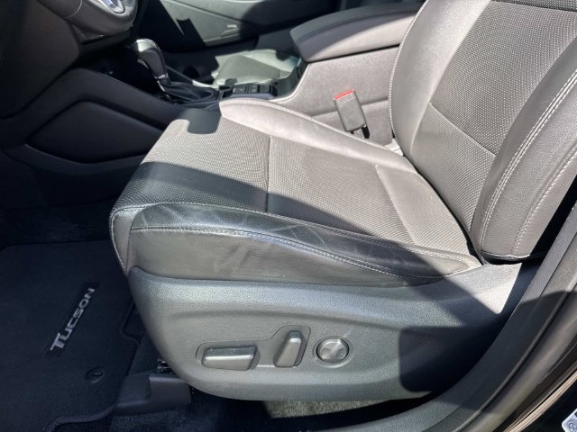 Used 2021 Hyundai Tucson Limited w/ Cargo Package FWD image 23