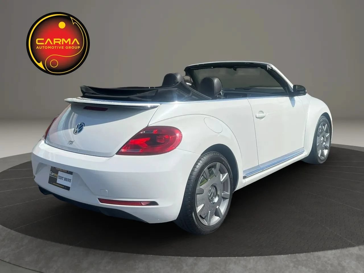 Used 2014 Volkswagen Beetle TDI FWD image 5