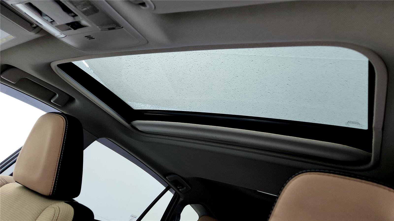 Used 2017 Toyota RAV4 XLE w/ Plus Extra Value Package image 26