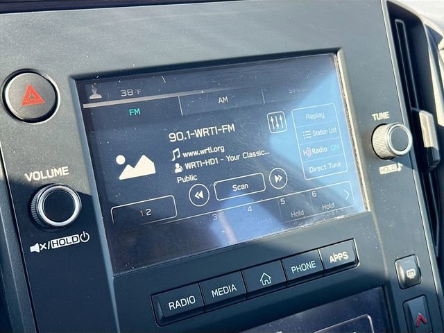 Used 2024 Subaru Crosstrek 2.0i AWD/4WD image 14