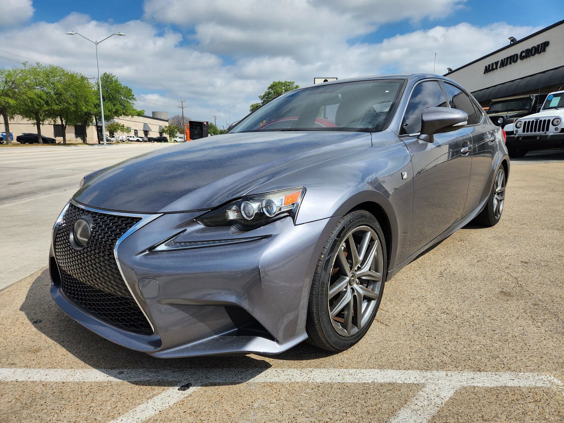 Used 2016 Lexus IS 200t image 1