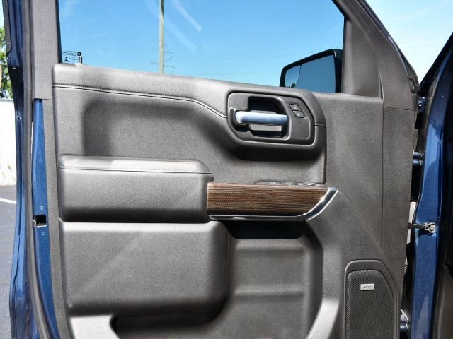 Used 2021 Chevrolet Silverado 1500 LT Trail Boss w/ Convenience Package II AWD/4WD image 12