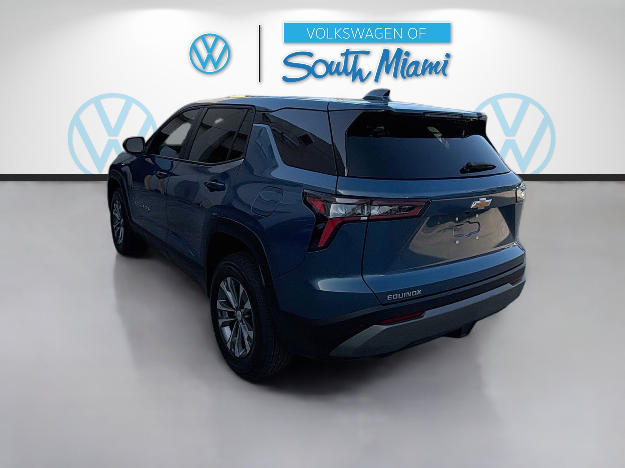 Used 2027 Chevrolet Equinox LT FWD image 5