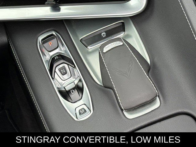 Used 2024 Chevrolet Corvette Stingray Convertible w/ 1LT RWD image 19