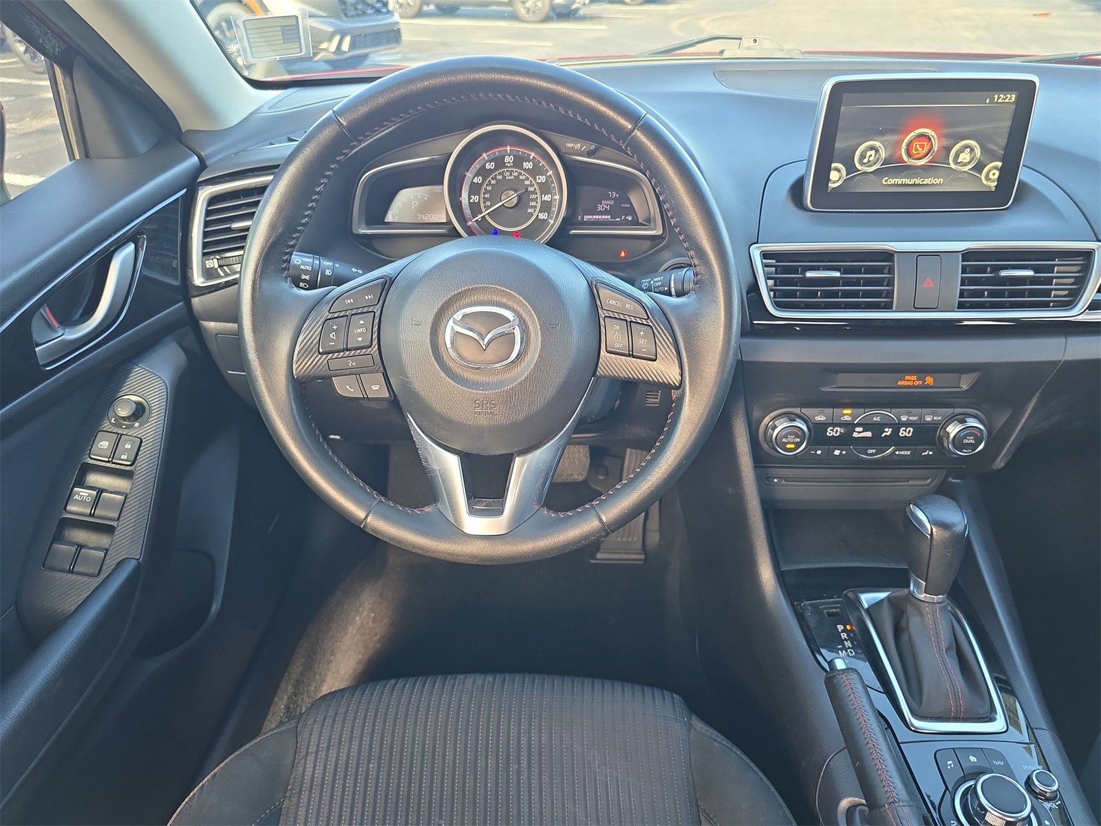 Used 2016 MAZDA MAZDA3 i Touring w/ Popular Equipment Package image 10