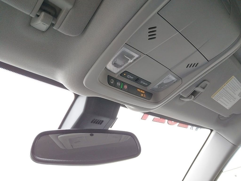 Used 2021 GMC Terrain SLE w/ Driver Convenience Package image 22