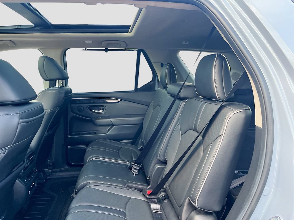 Used 2024 Honda Pilot Elite image 26