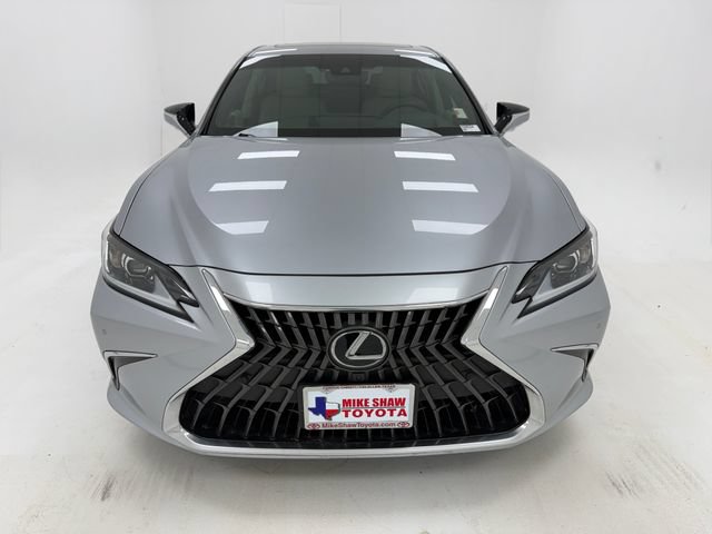 Used 2025 Lexus ES 300h w/ Technology Package FWD image 3