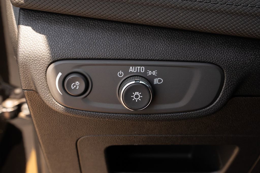 New 2026 Chevrolet TrailBlazer LT w/ Convenience Package image 21