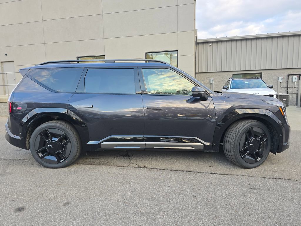 New 2026 Kia EV9 GT-Line image 4