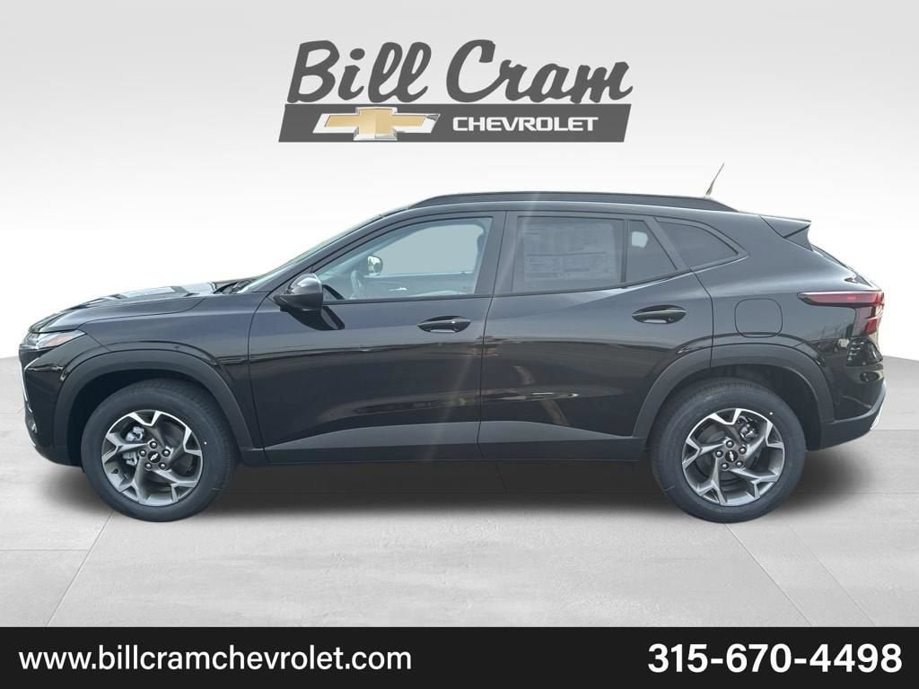 New 2026 Chevrolet Trax LT w/ LT Convenience Package FWD image 35
