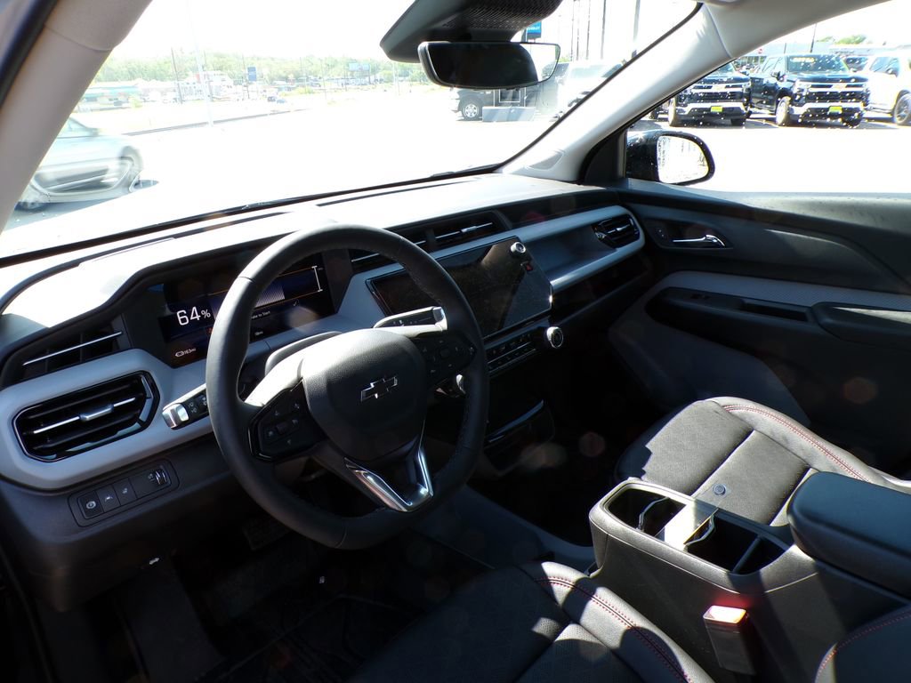 New 2027 Chevrolet Bolt RS w/ Technology Package FWD image 9