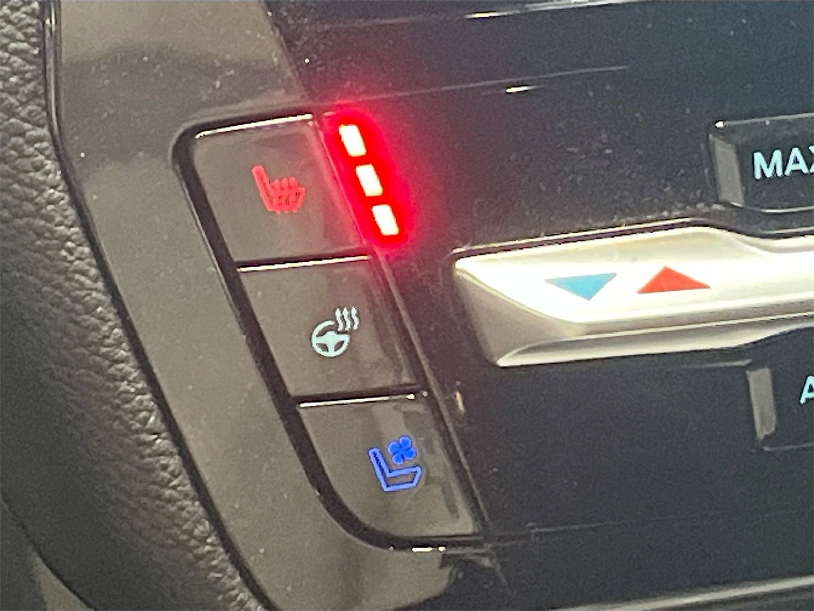 Used 2024 Ford Explorer ST w/ Equipment Group 401A image 21