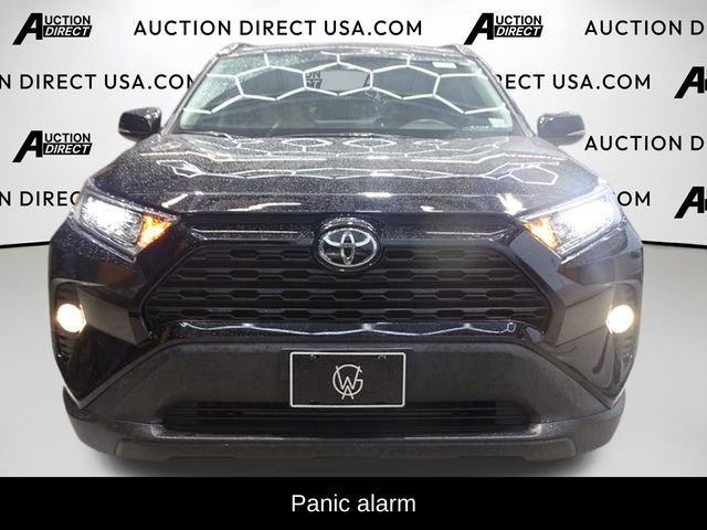 Used 2021 Toyota RAV4 XLE video 3
