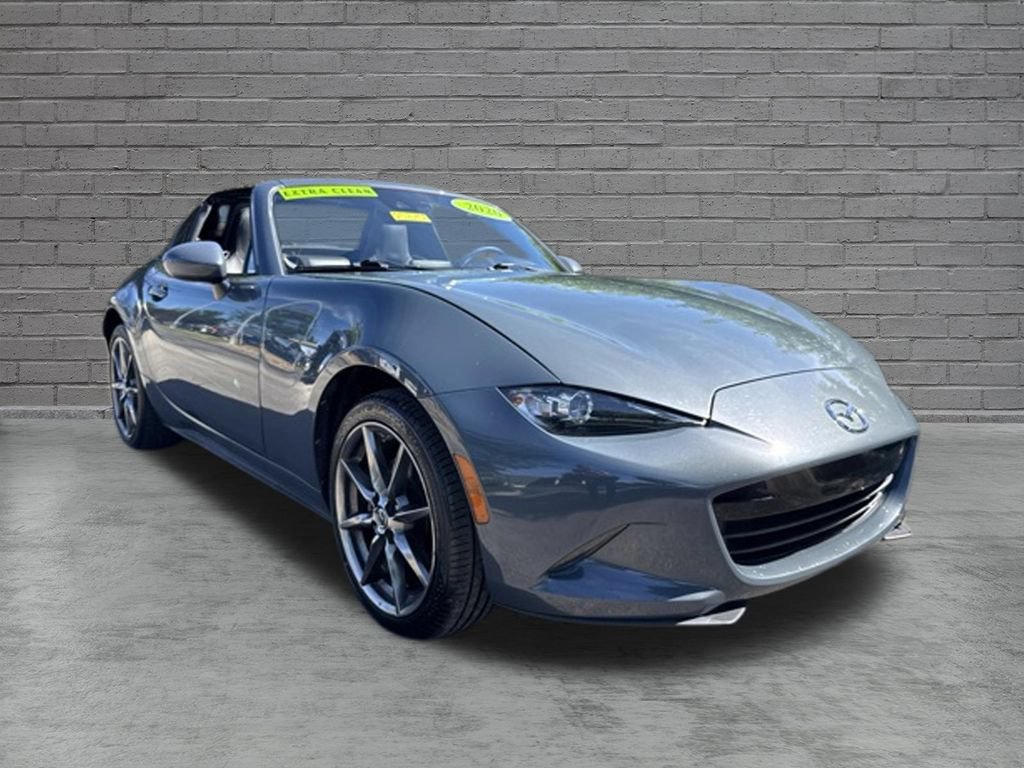 Used 2020 MAZDA MX-5 Miata RF Grand Touring RWD image 2