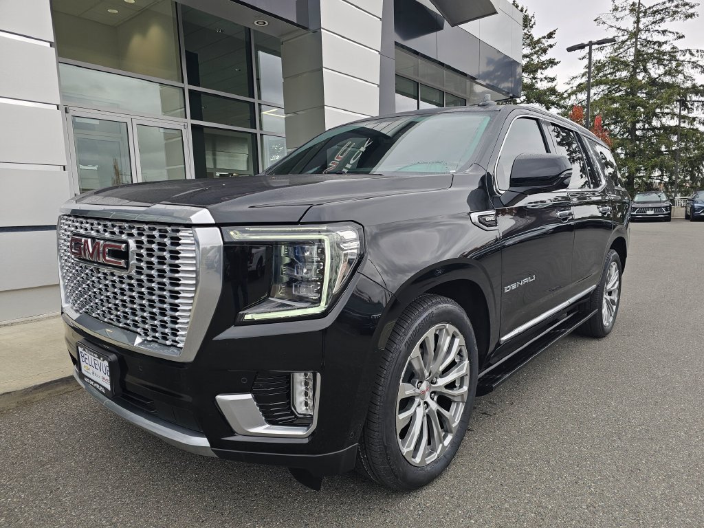 Used 2024 GMC Yukon Denali w/ Denali Reserve Package AWD/4WD image 3