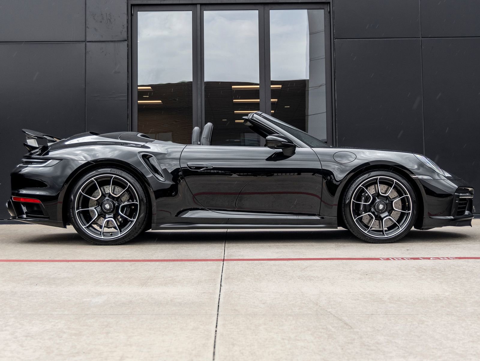 Used 2024 Porsche 911 Turbo AWD/4WD image 13