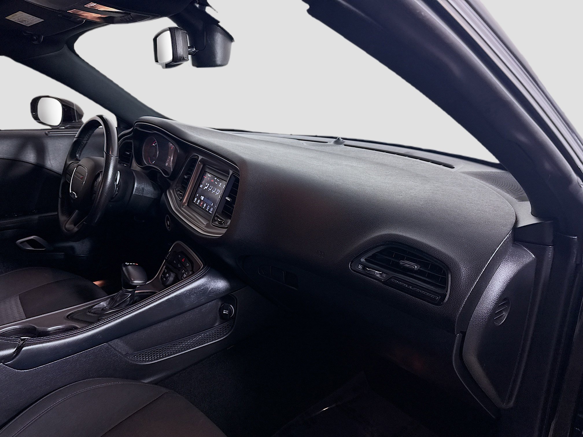 Used 2022 Dodge Challenger GT image 28