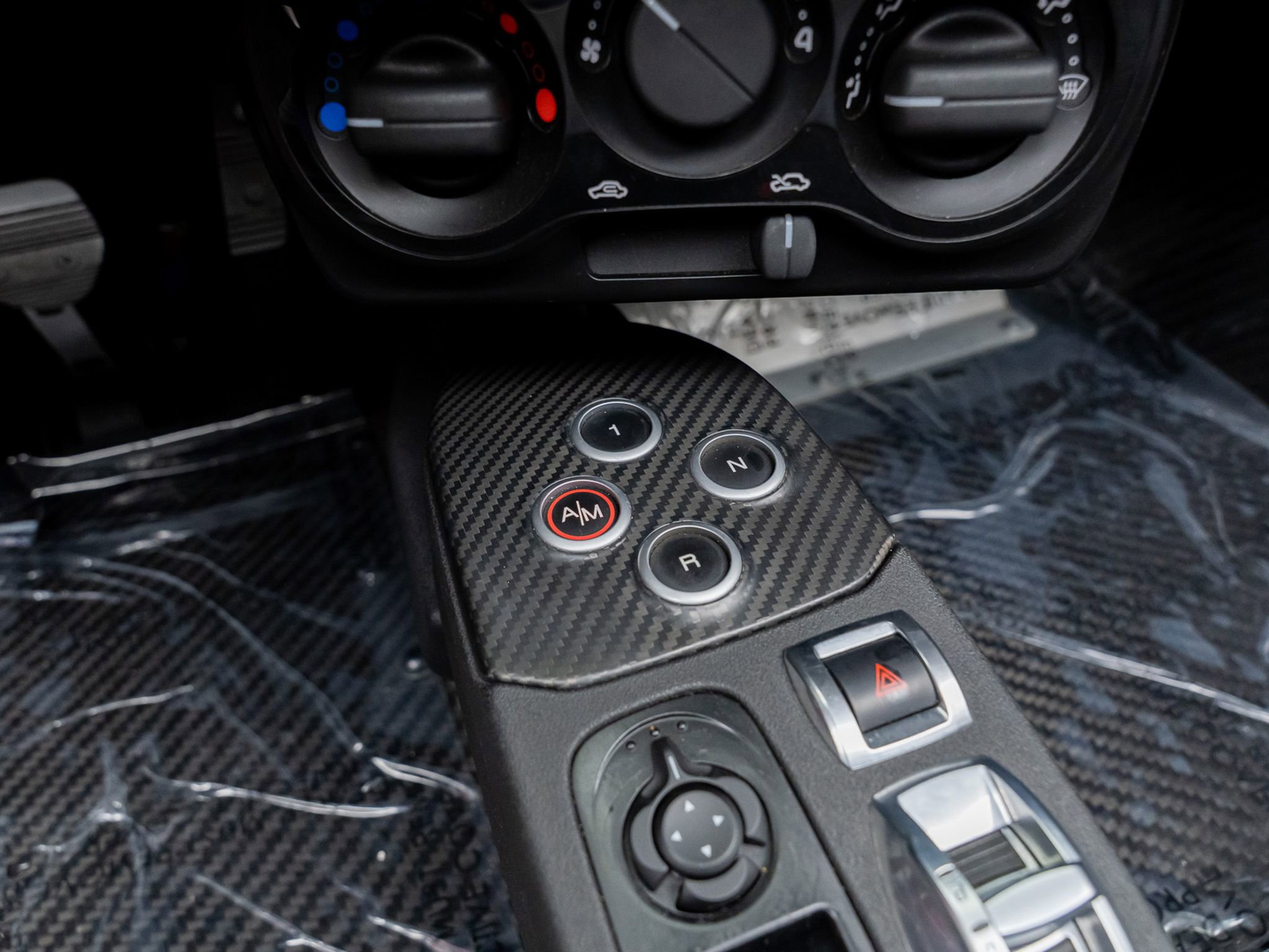 Used 2015 Alfa Romeo 4C Spider w/ Spider Track Package RWD image 43