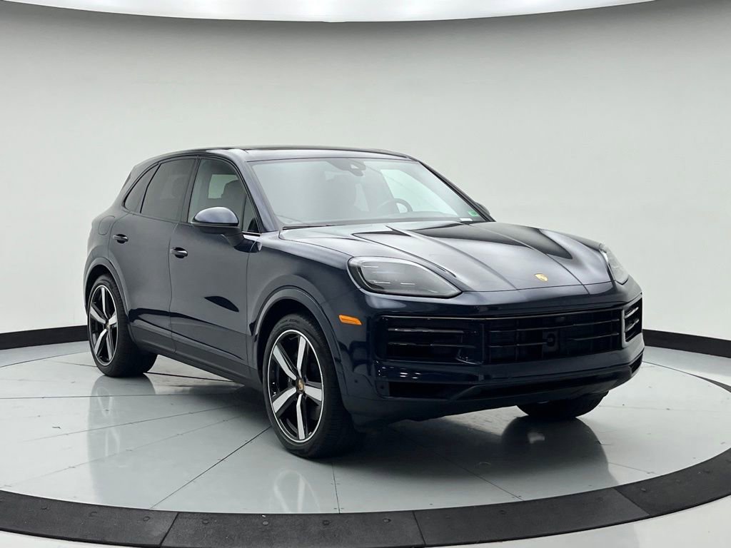 Used 2025 Porsche Cayenne image 7