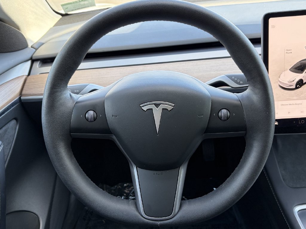 Used 2023 Tesla Model 3 Standard Range RWD image 16